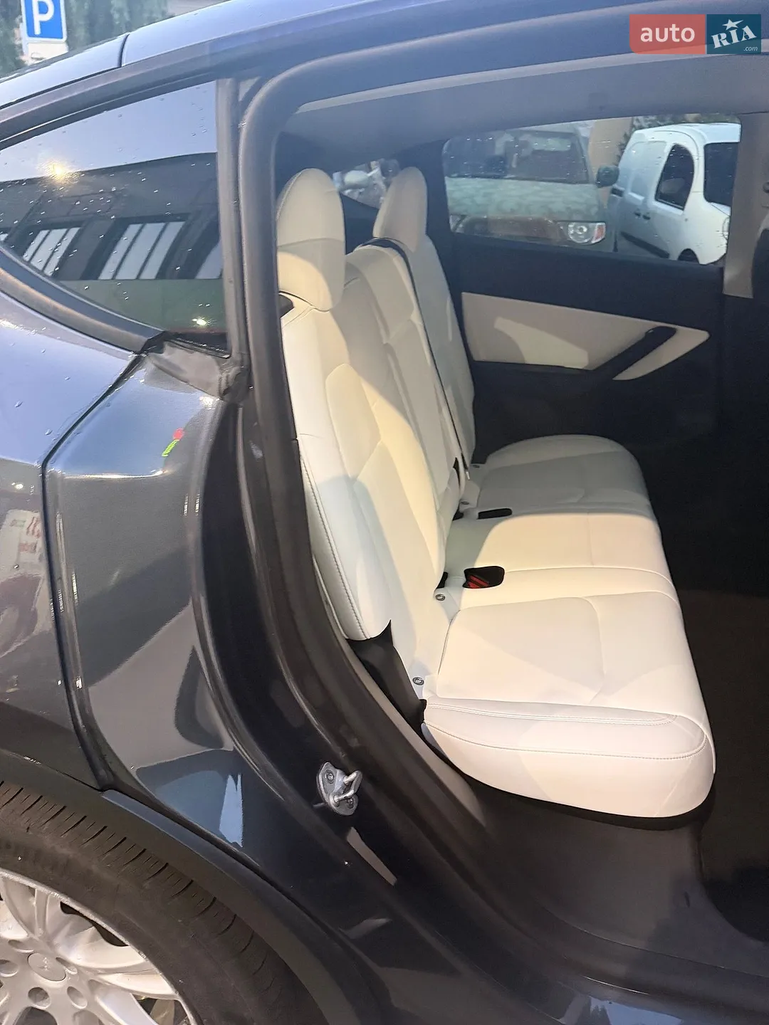 2022 Tesla Model Y - мініатюра 12