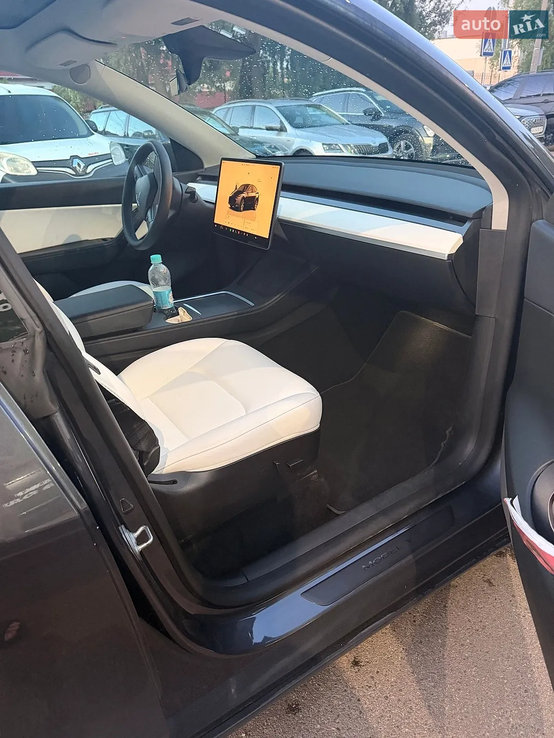 2022 Tesla Model Y - мініатюра 4