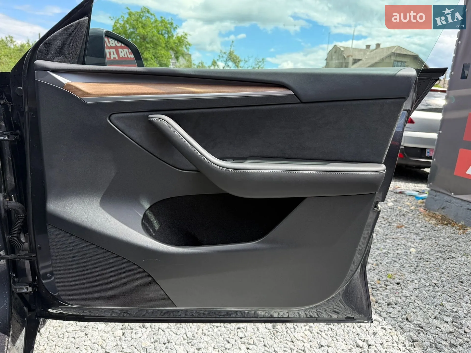 2024 Tesla Model Y - мініатюра 20
