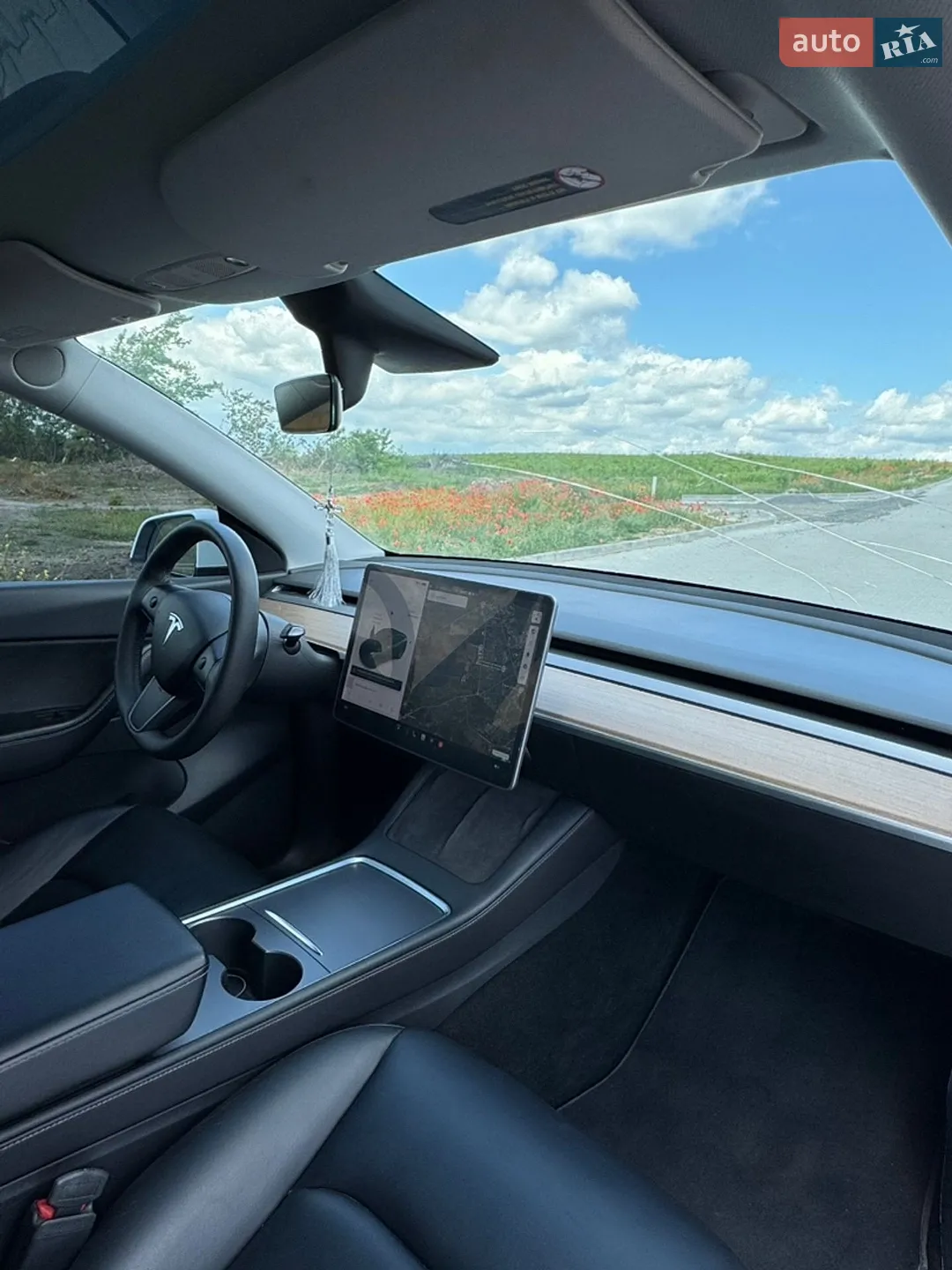 2021 Tesla Model Y - мініатюра 8