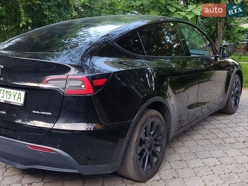 Внедорожник / Кроссовер Tesla Model Y 2020 в Харькове
