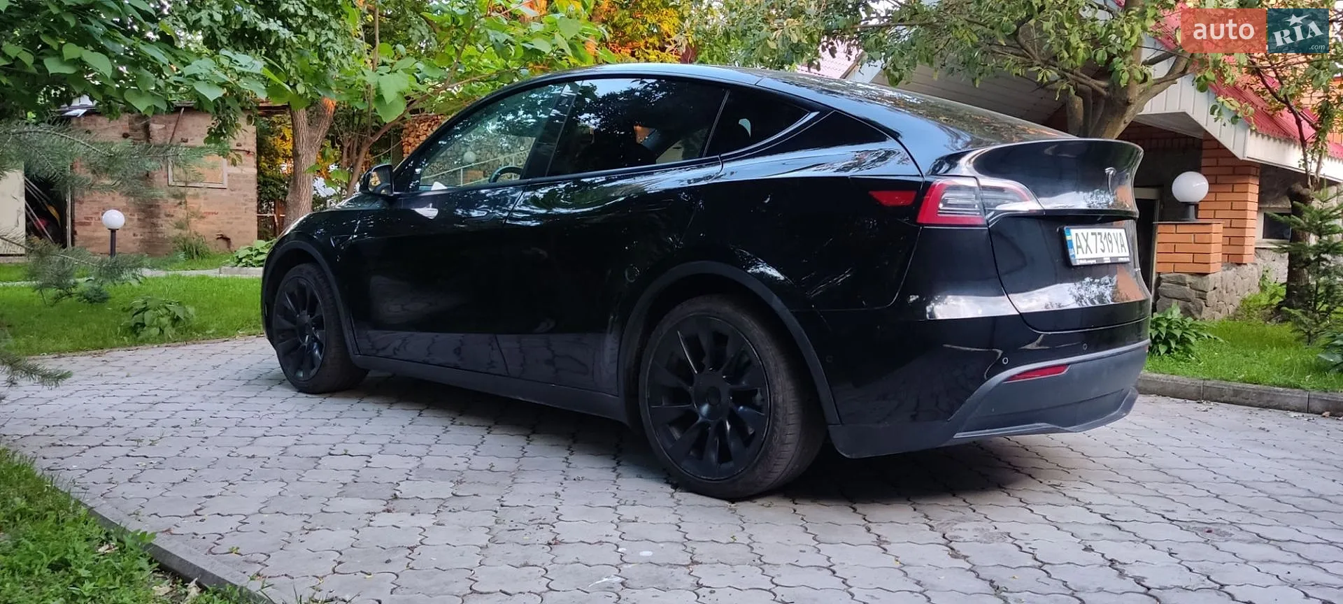 2020 Tesla Model Y - мініатюра 17