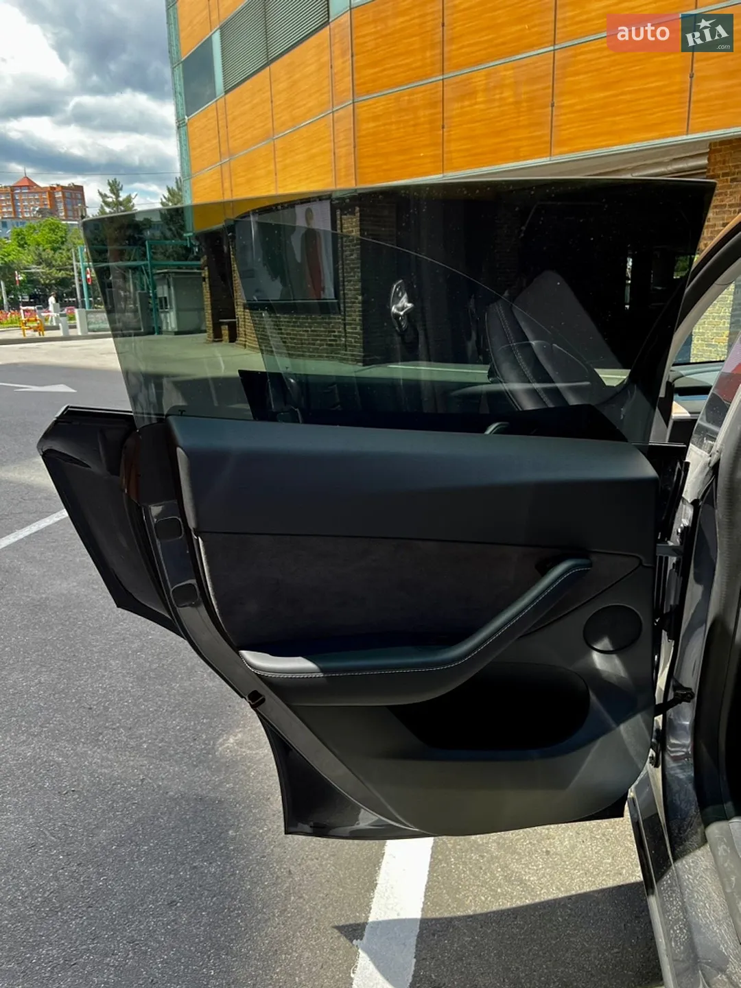 2022 Tesla Model Y - мініатюра 15