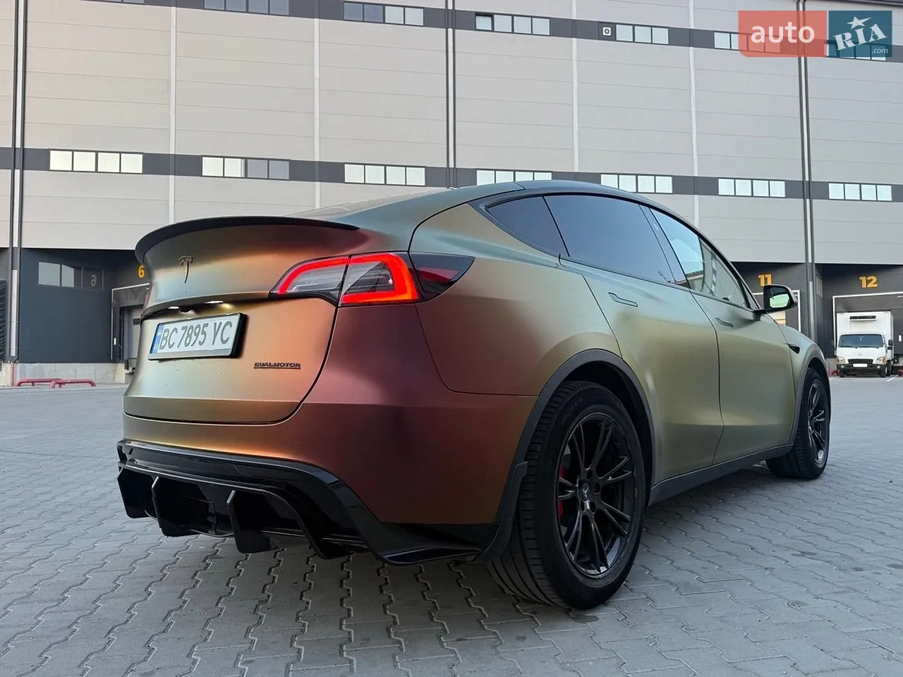 2022 Tesla Model Y - мініатюра 10
