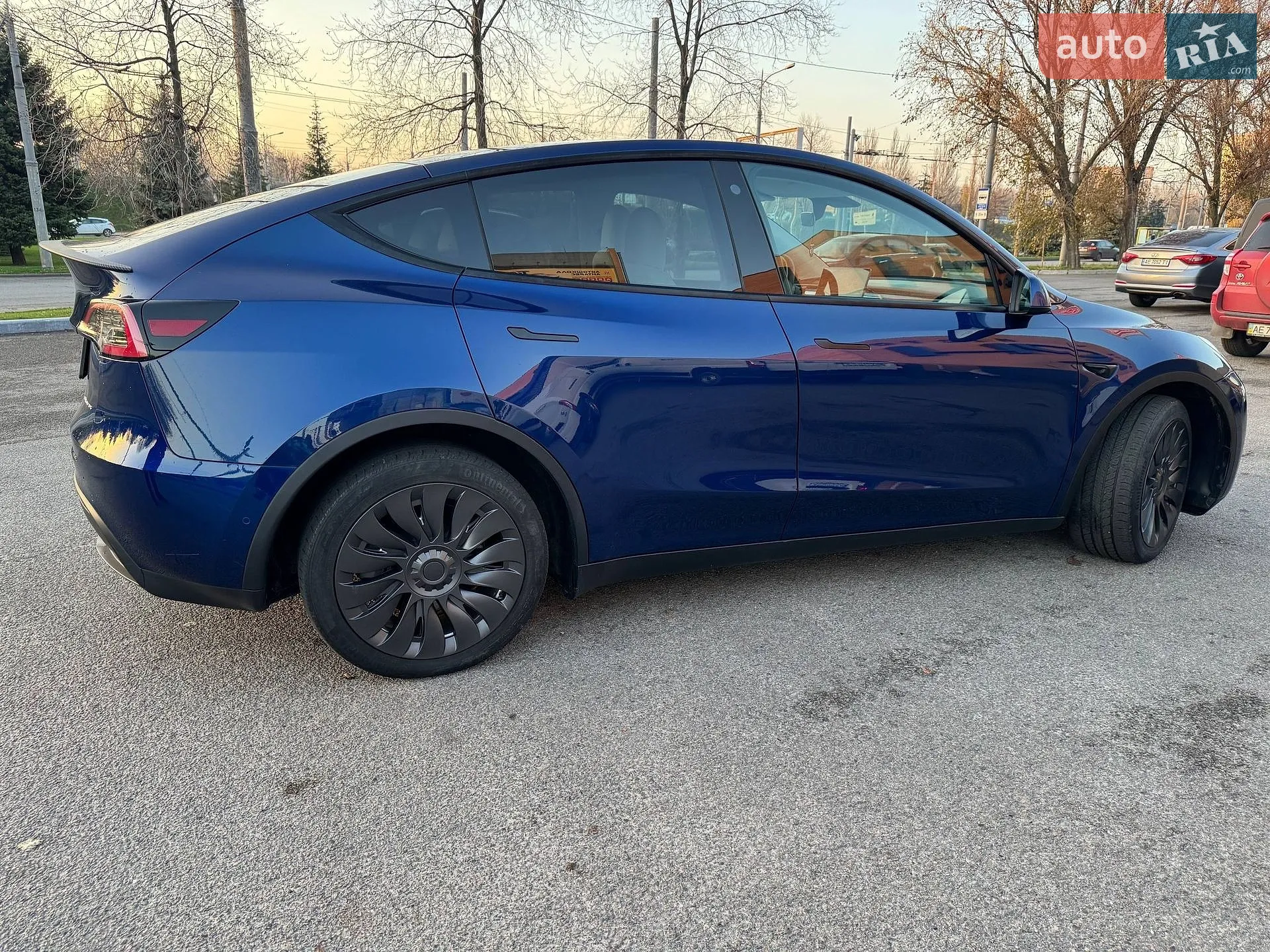 2021 Tesla Model Y - мініатюра 8