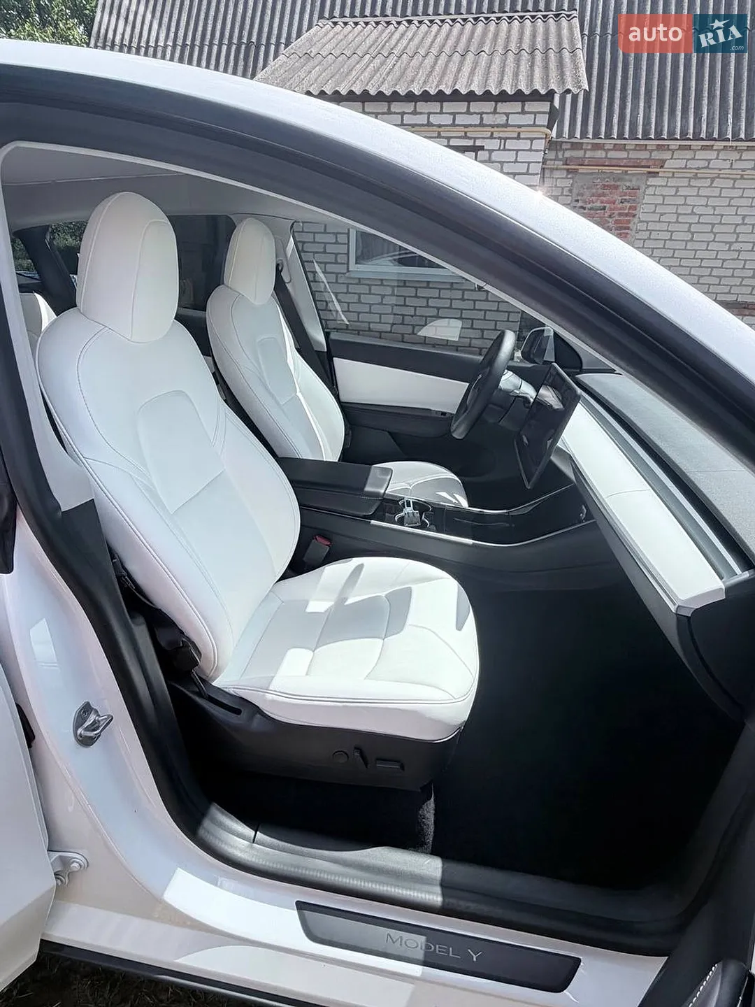 2020 Tesla Model Y - мініатюра 14