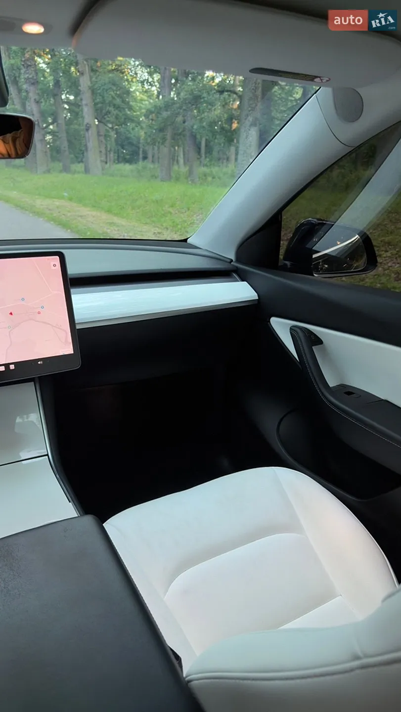 2021 Tesla Model Y - мініатюра 9