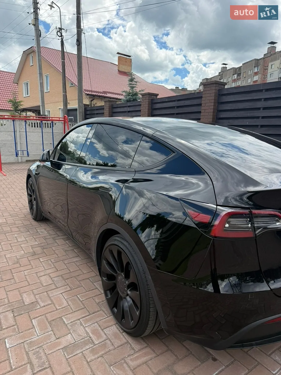 2024 Tesla Model Y - мініатюра 6