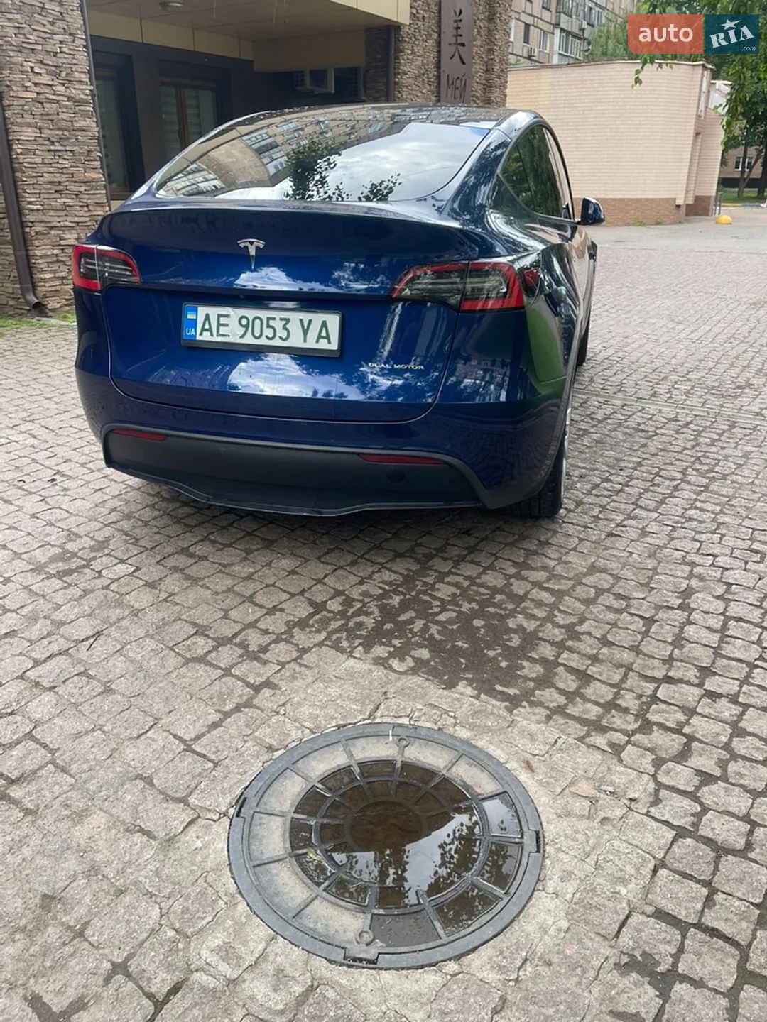 2020 Tesla Model Y - мініатюра 3