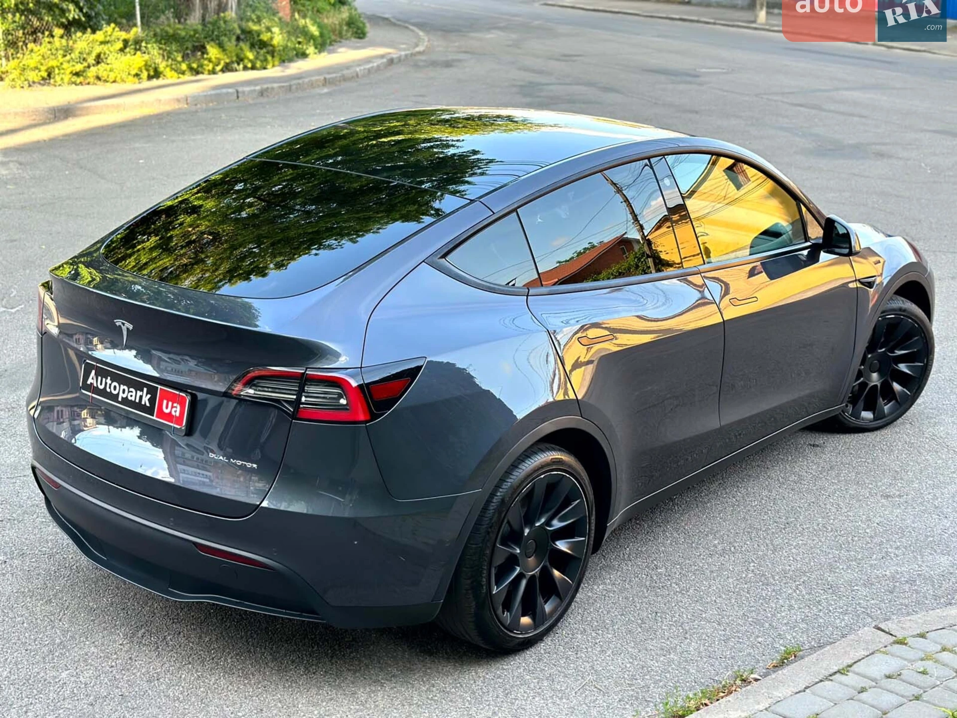 2020 Tesla Model Y - мініатюра 10