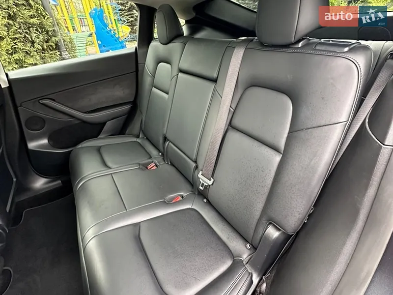 Tesla Model Y 2024 VIN 7SAYGAEE0RF023725 фото оголошення 30 з 81