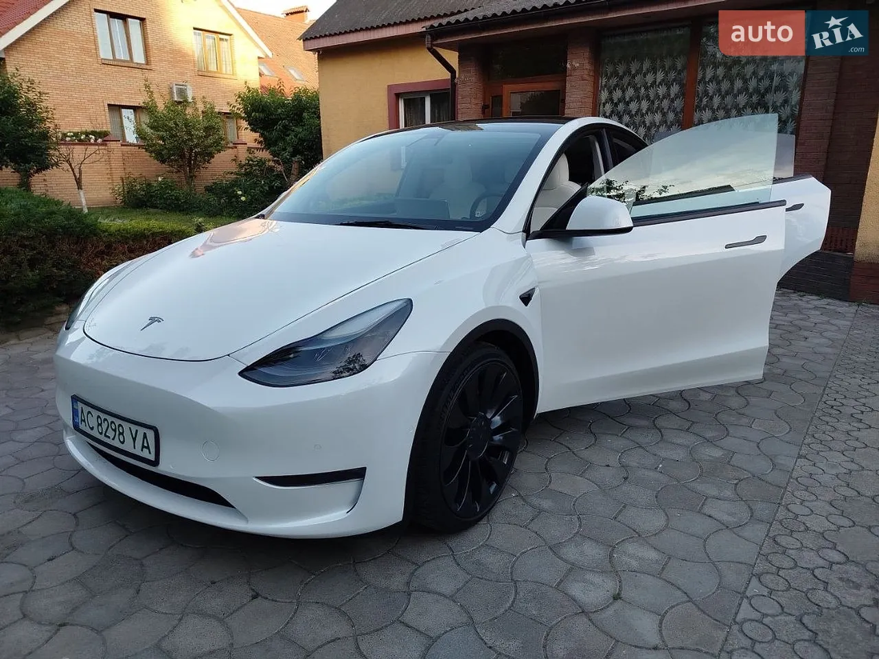 2023 Tesla Model Y - мініатюра 21