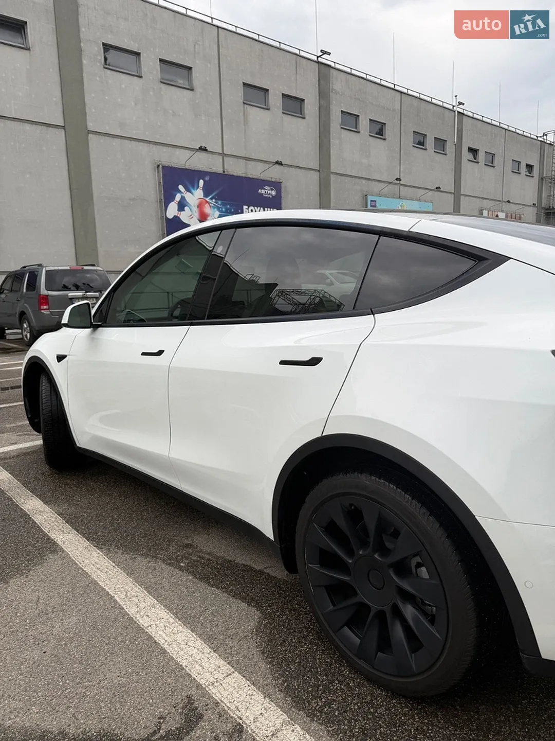 2022 Tesla Model Y - мініатюра 14