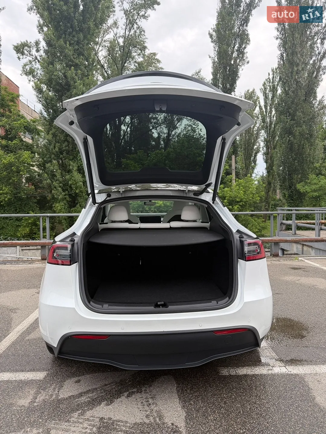 2022 Tesla Model Y - мініатюра 20
