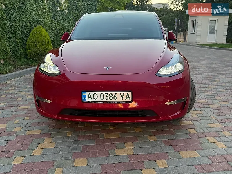 Tesla Model Y