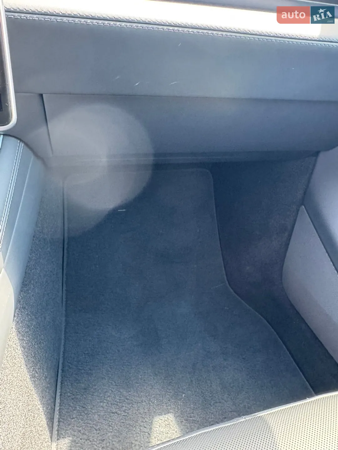 2025 Tesla Model Y - мініатюра 25