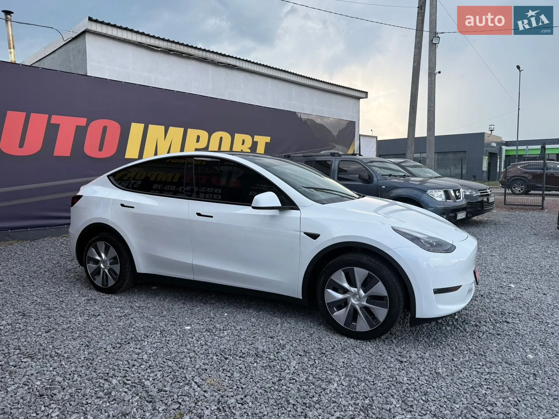 2023 Tesla Model Y - мініатюра 2