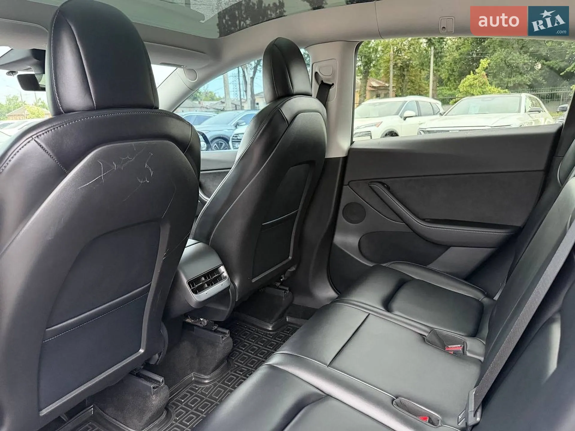 2022 Tesla Model Y - мініатюра 18