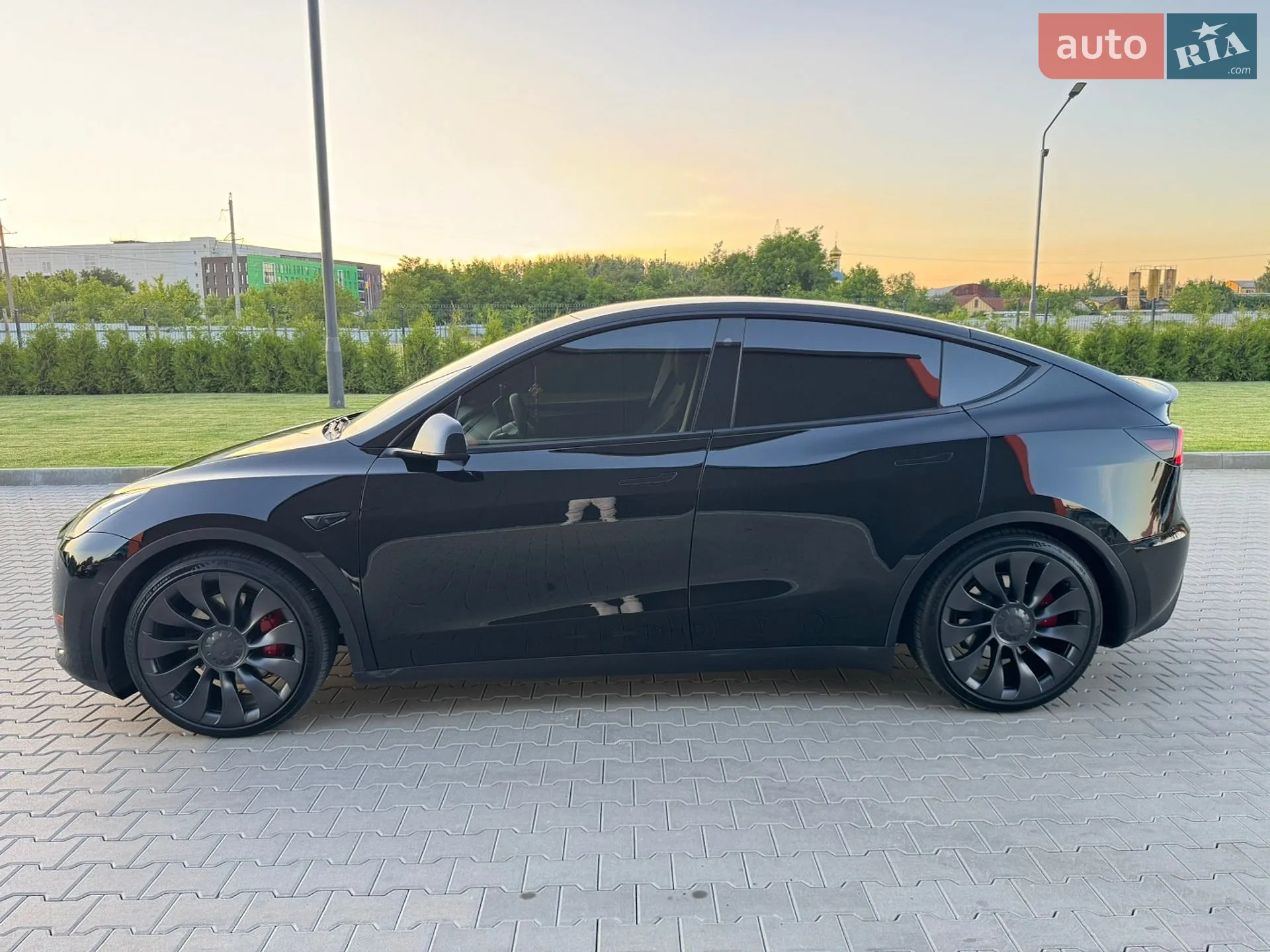 2023 Tesla Model Y - мініатюра 9