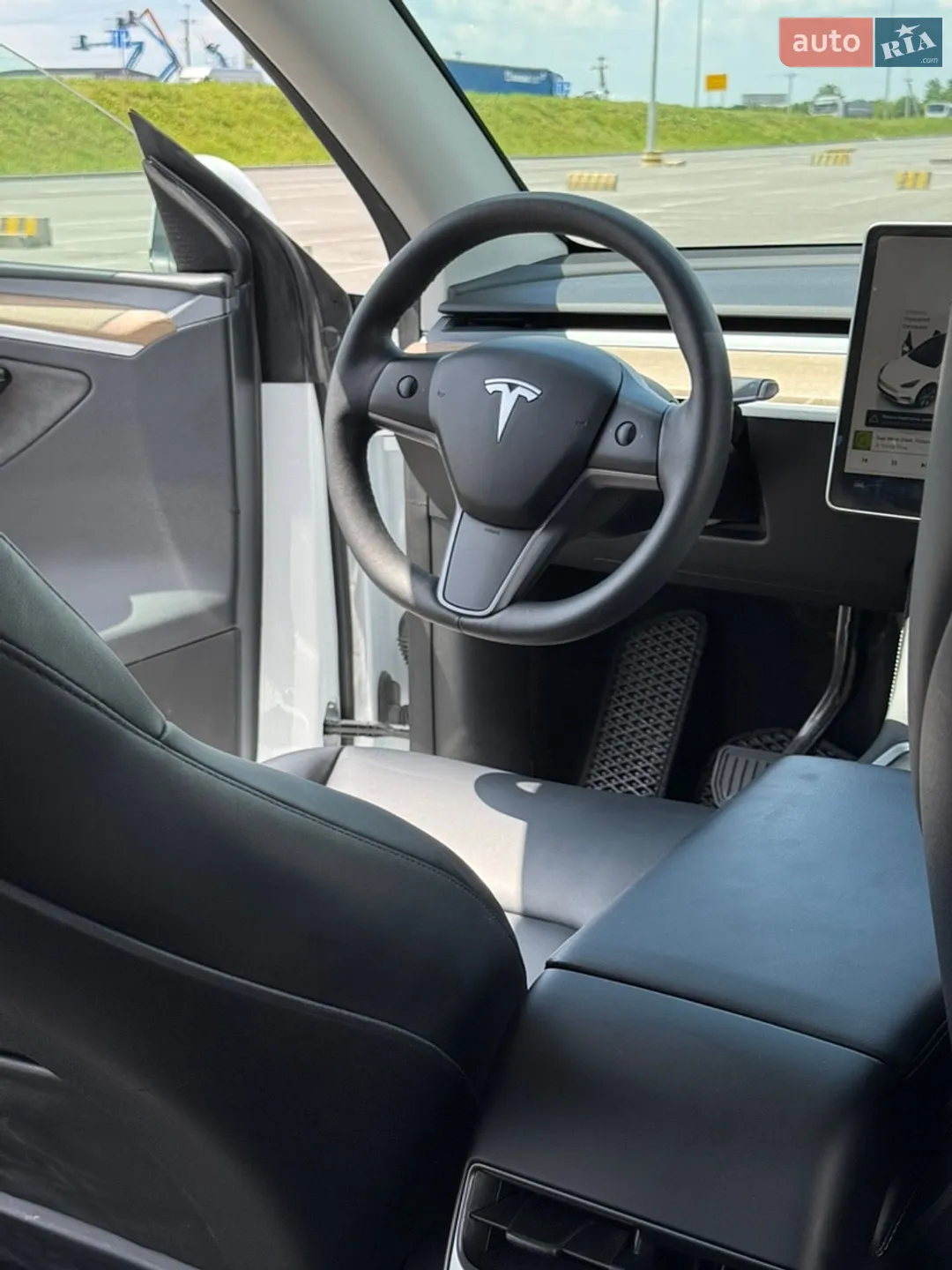 2023 Tesla Model Y - мініатюра 14
