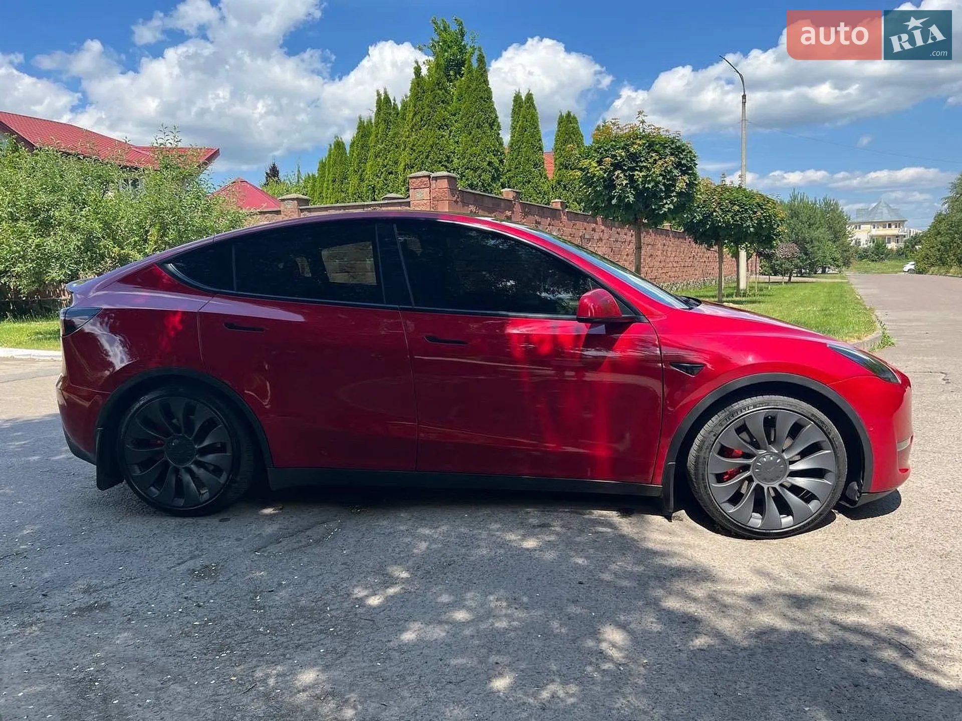 2022 Tesla Model Y - мініатюра 8