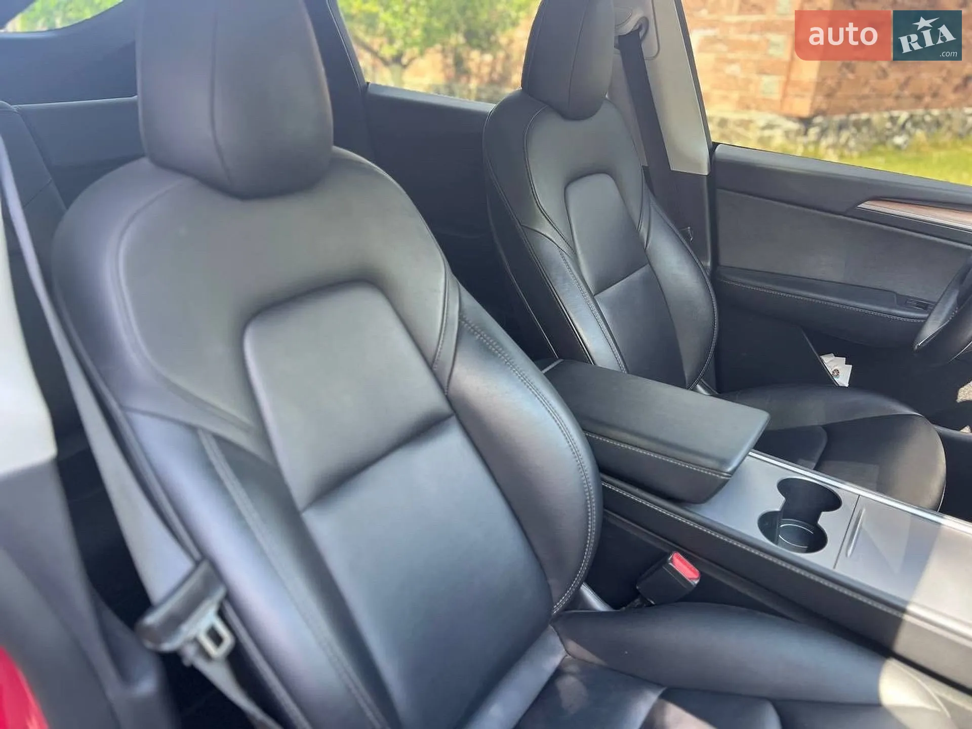 2022 Tesla Model Y - мініатюра 18