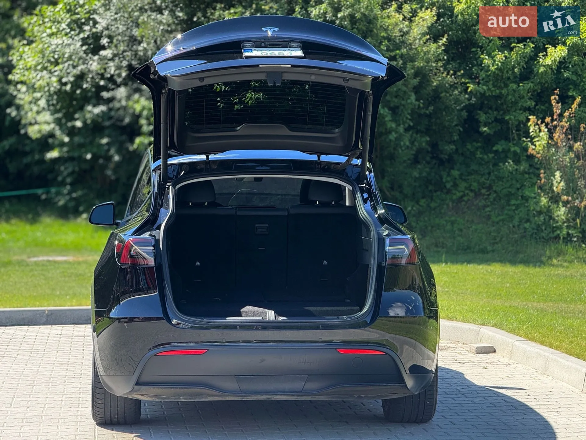 2021 Tesla Model Y - мініатюра 21