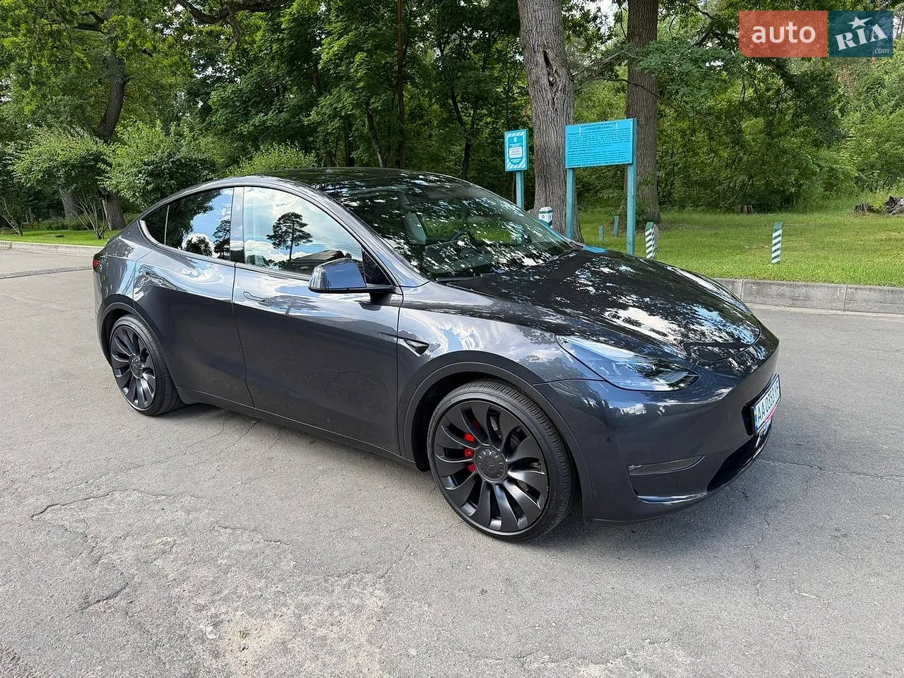 2025 Tesla Model Y - мініатюра 20