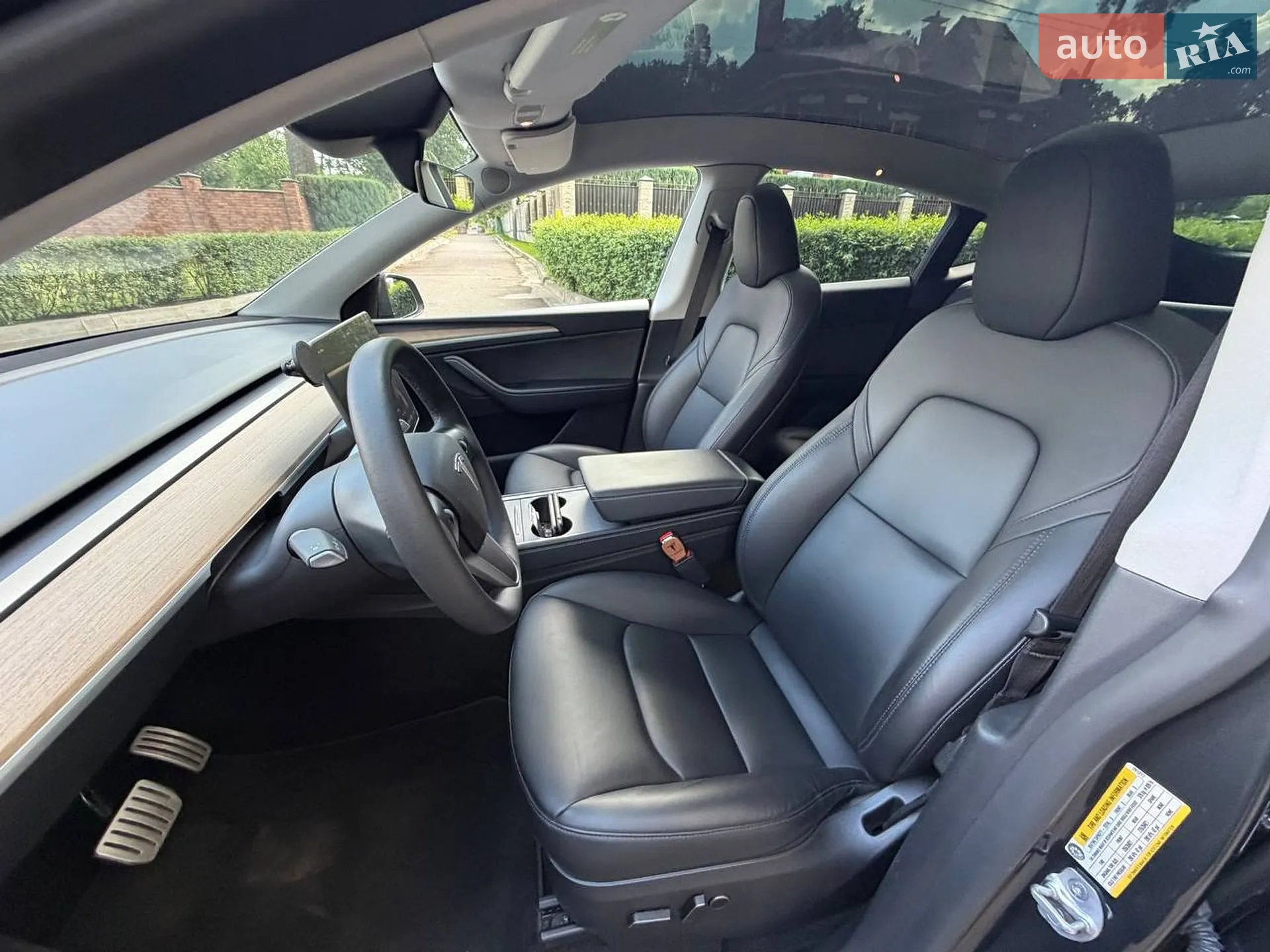 Tesla Model Y 2024 VIN 7SAYGDEF6RA291217 фото оголошення 42 з 61