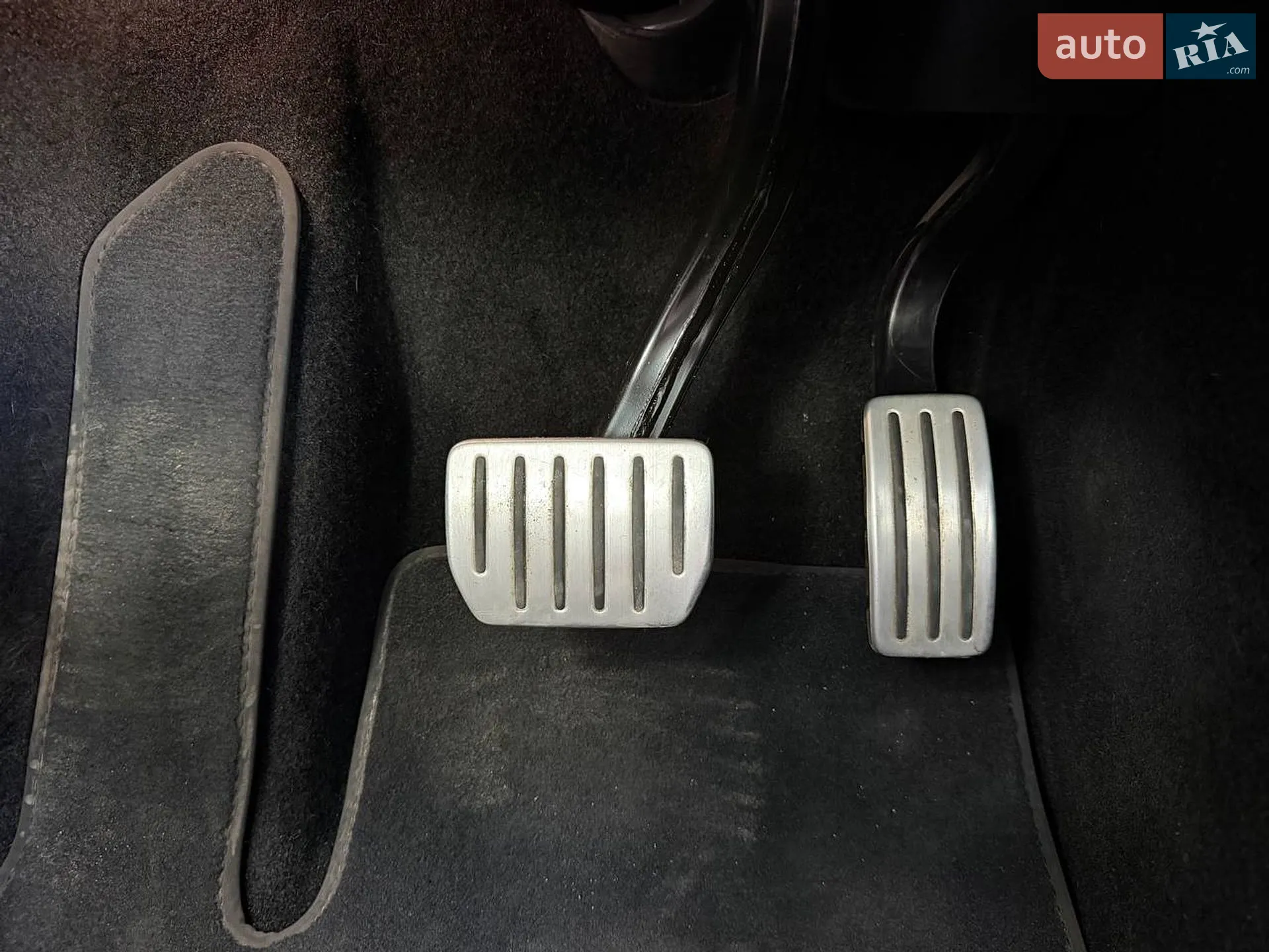 Tesla Model Y 2024 VIN 7SAYGDEF6RA291217 фото оголошення 55 з 61