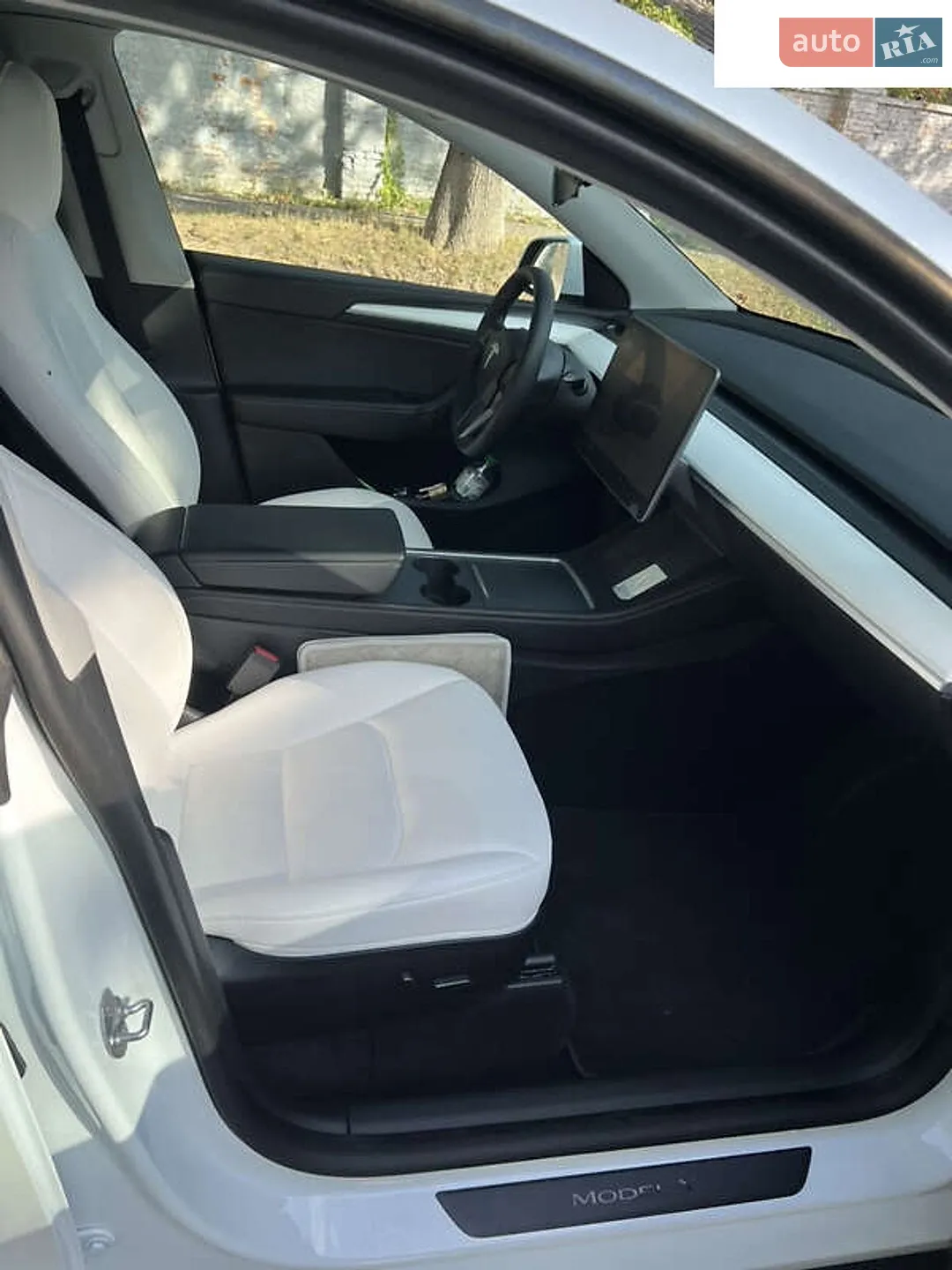2022 Tesla Model Y - мініатюра 17