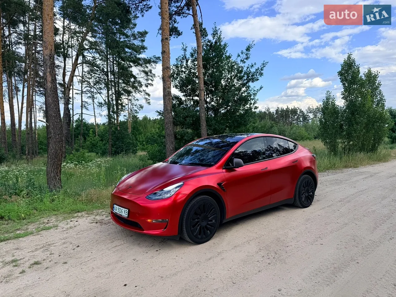 2020 Tesla Model Y - мініатюра 8