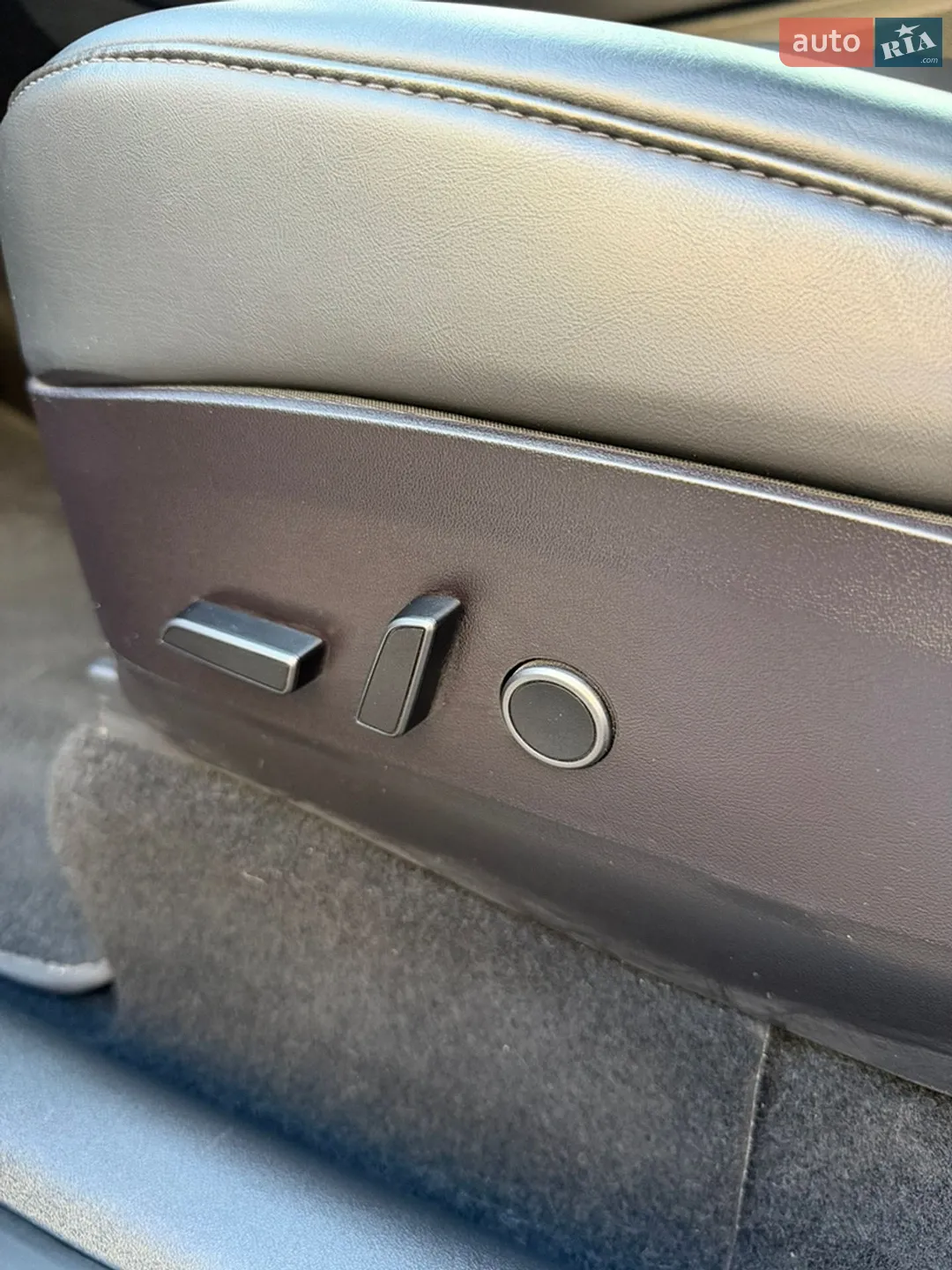 2022 Tesla Model Y - мініатюра 33