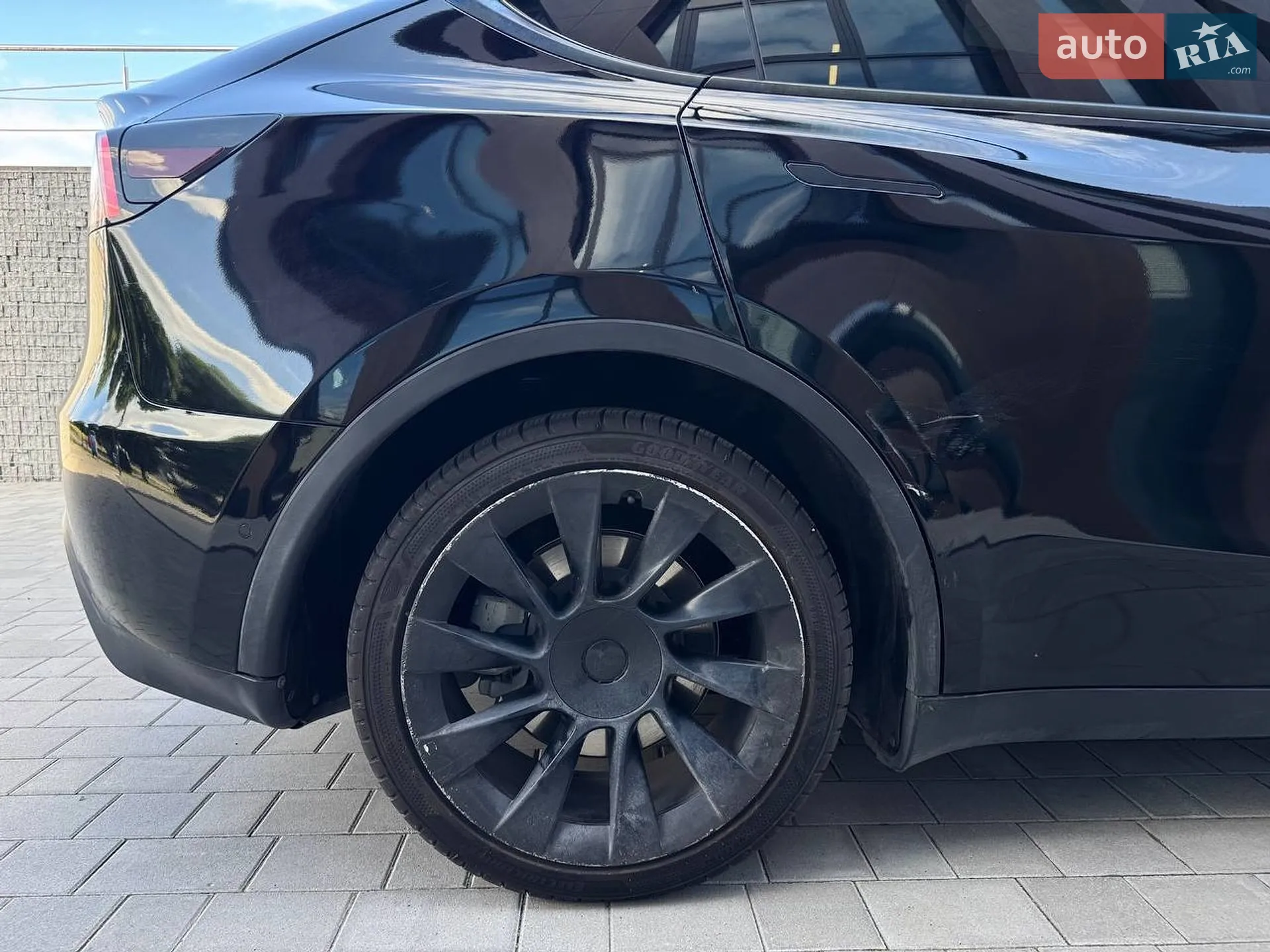 2022 Tesla Model Y - мініатюра 8