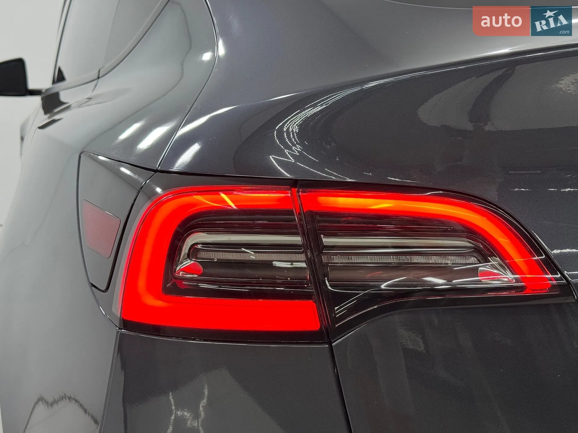 2021 Tesla Model Y - мініатюра 17