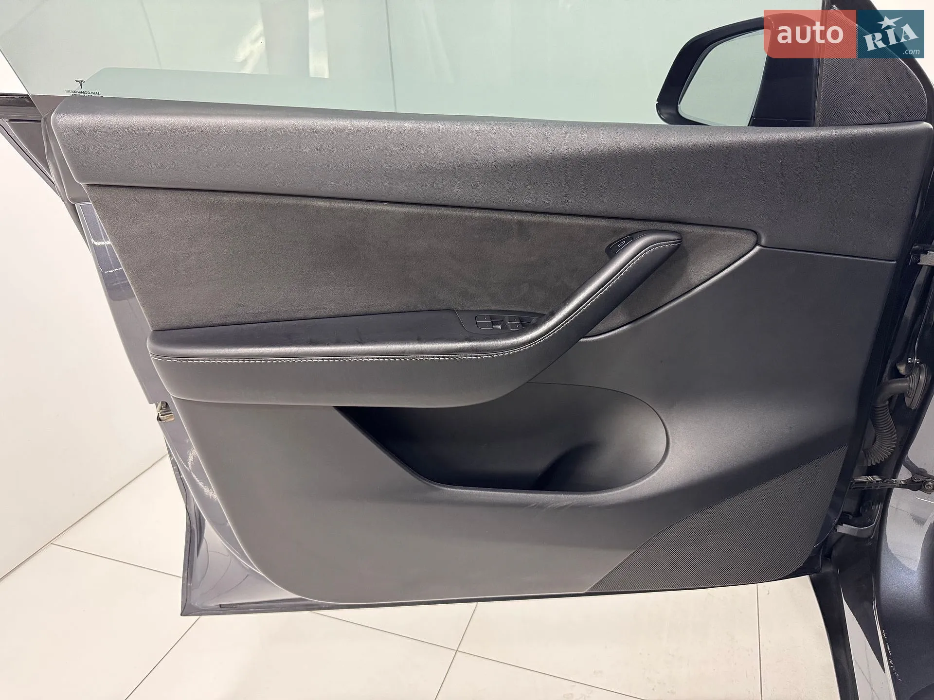 2021 Tesla Model Y - мініатюра 19