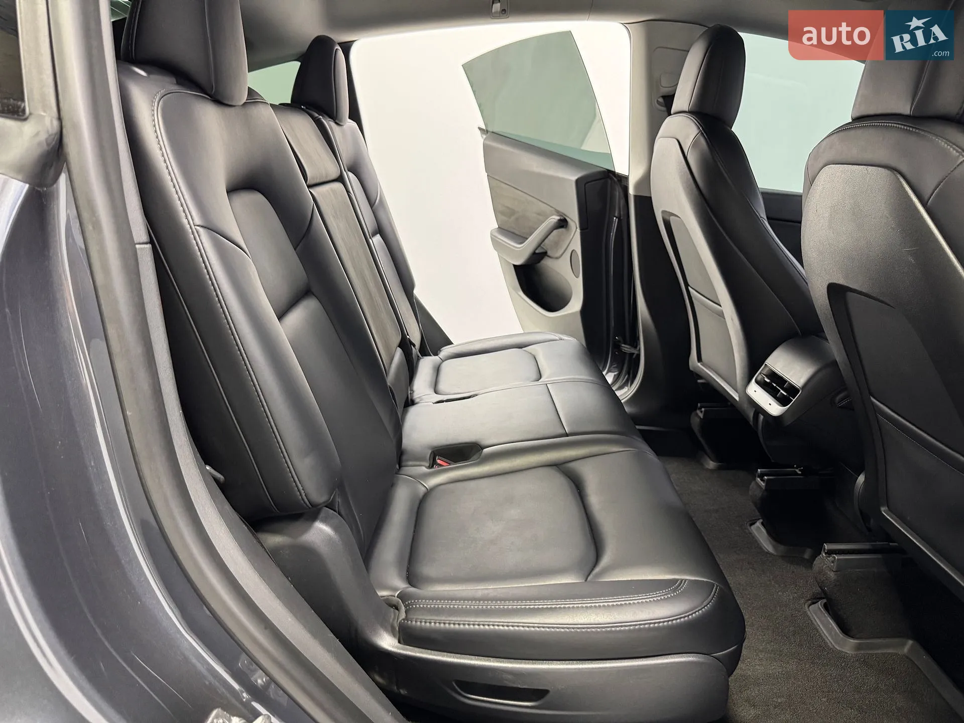 2021 Tesla Model Y - мініатюра 37