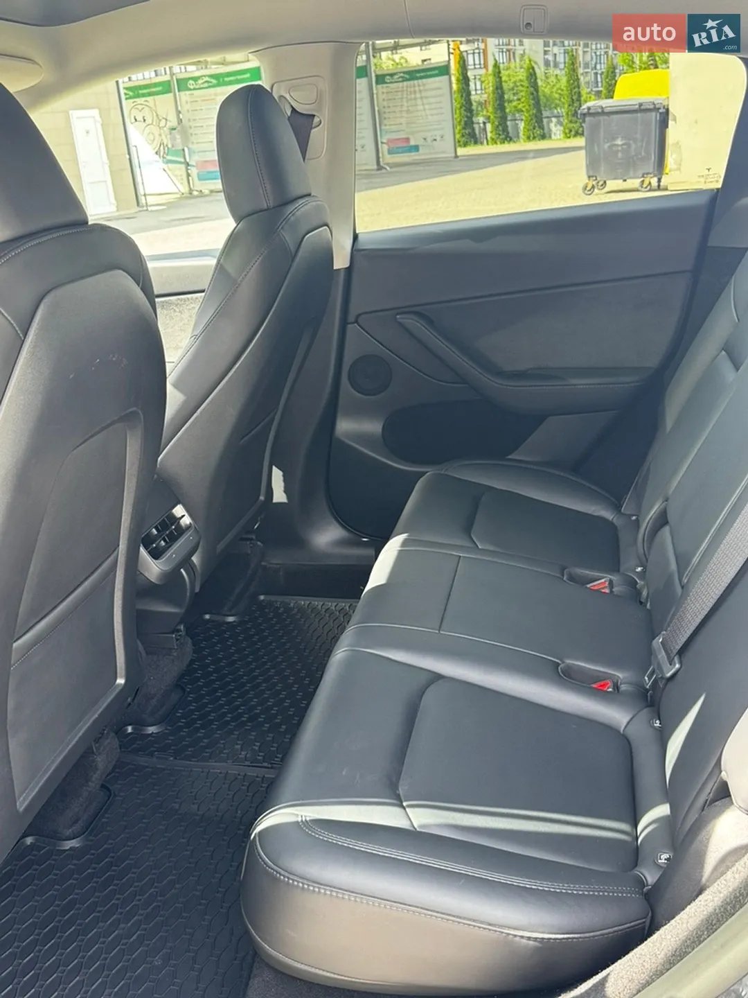 2023 Tesla Model Y - мініатюра 17