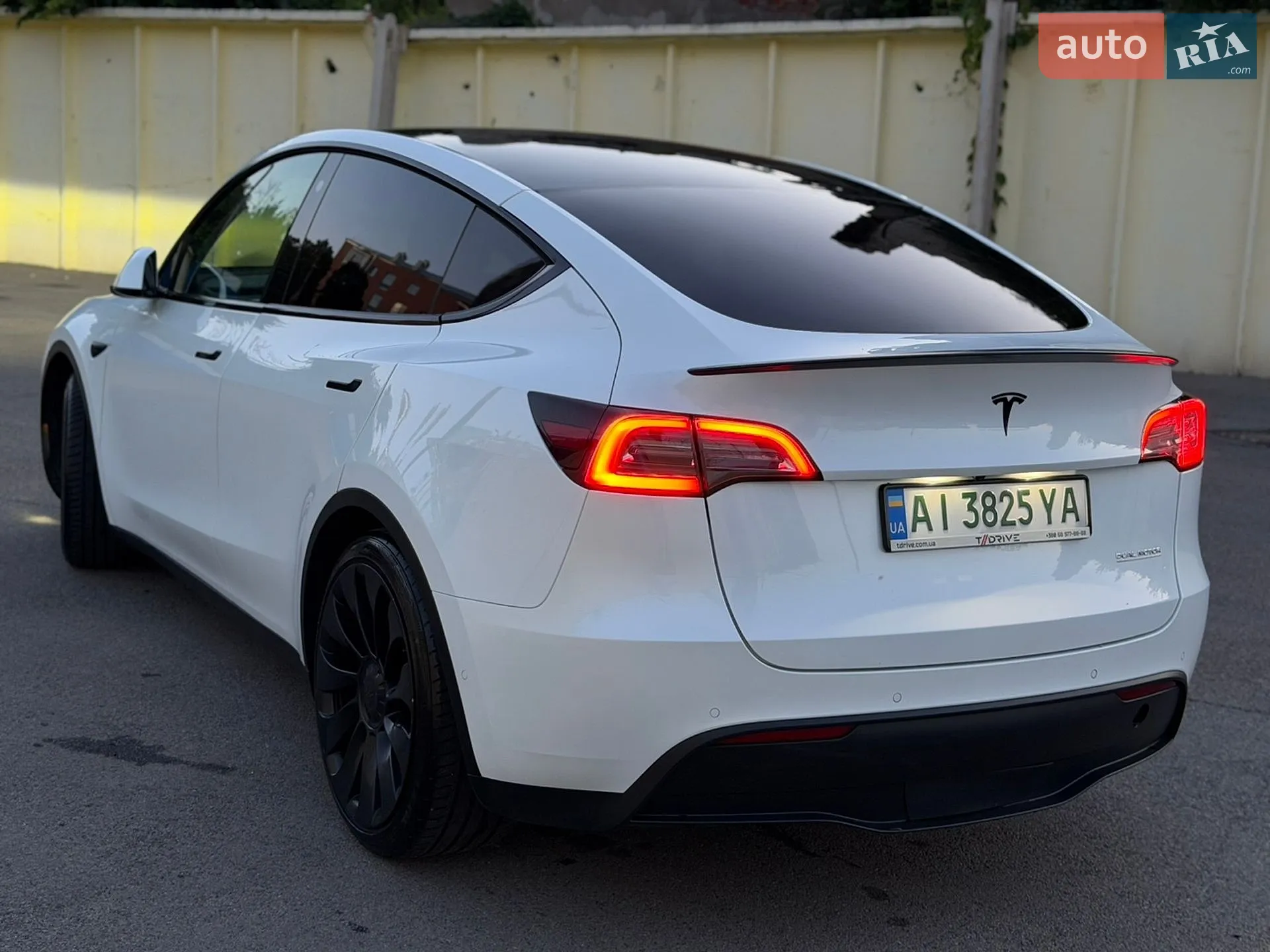 2022 Tesla Model Y - мініатюра 6
