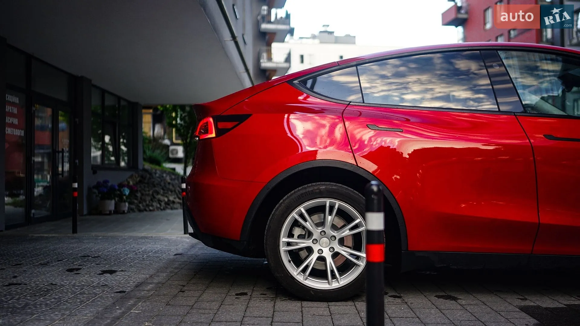 2023 Tesla Model Y - мініатюра 5