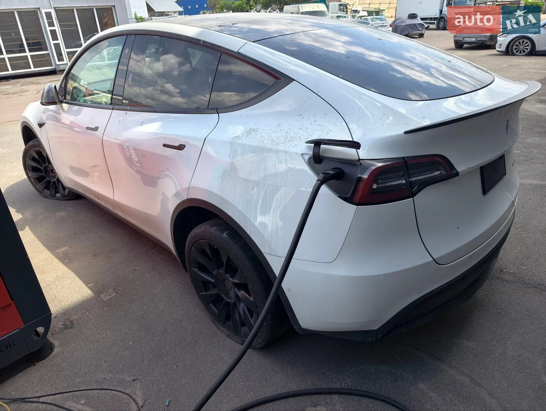 2022 Tesla Model Y - мініатюра 2