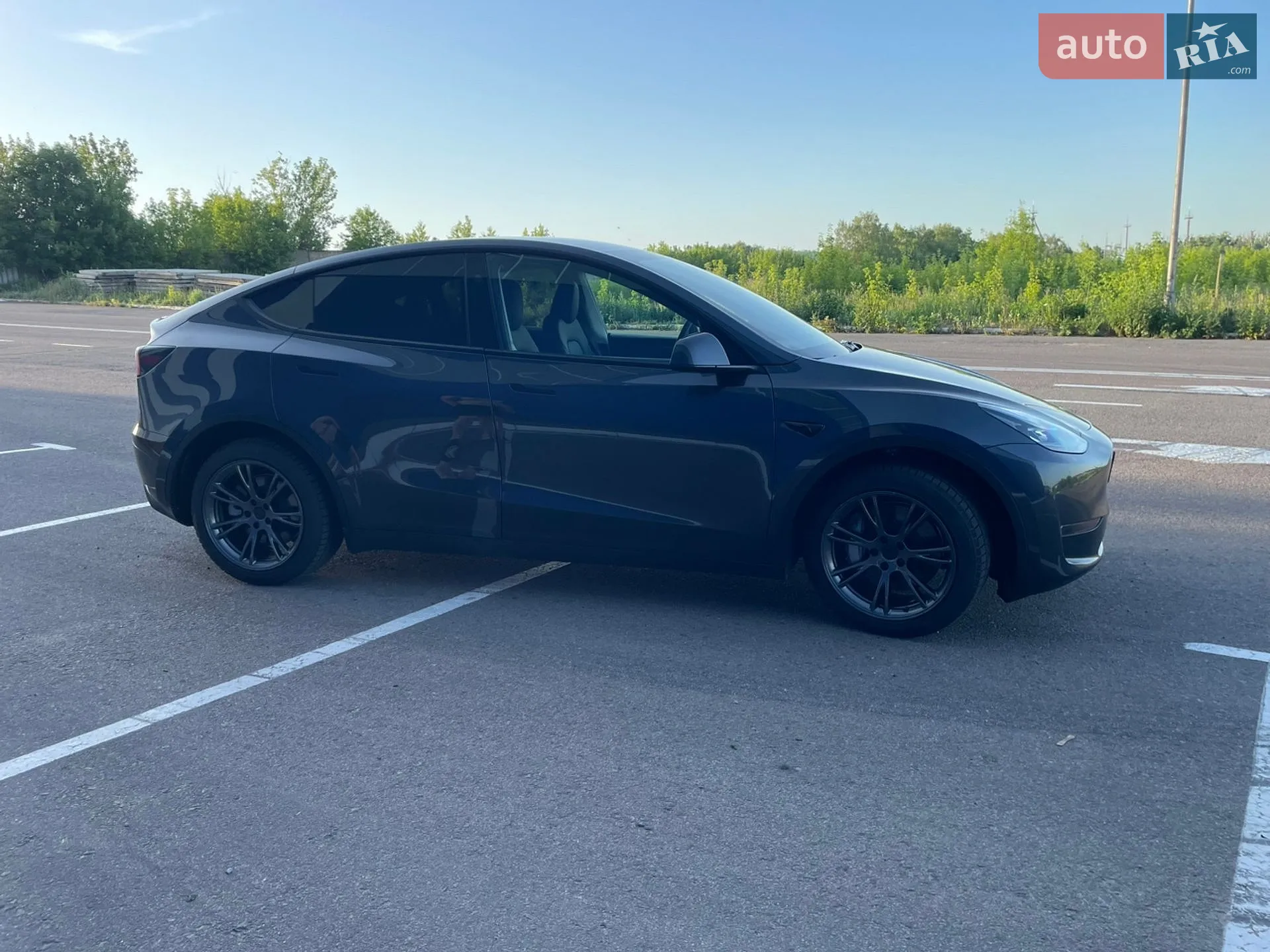 2024 Tesla Model Y - мініатюра 5