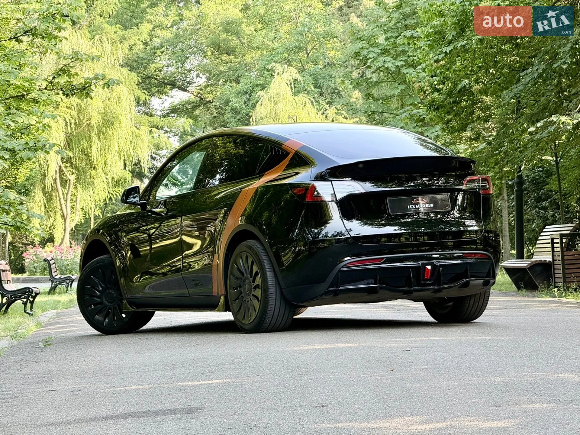 2024 Tesla Model Y - мініатюра 17
