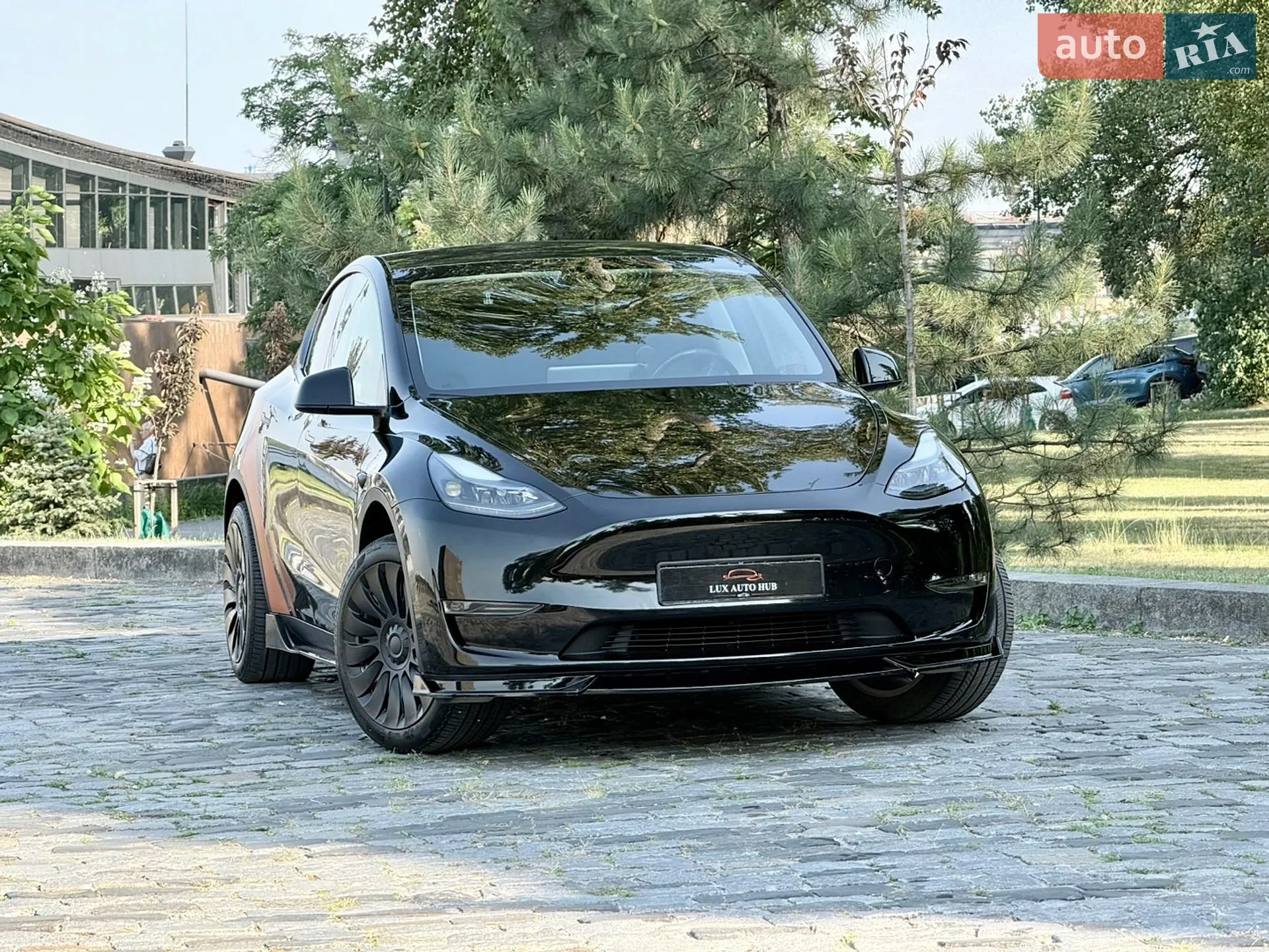 2024 Tesla Model Y - мініатюра 19