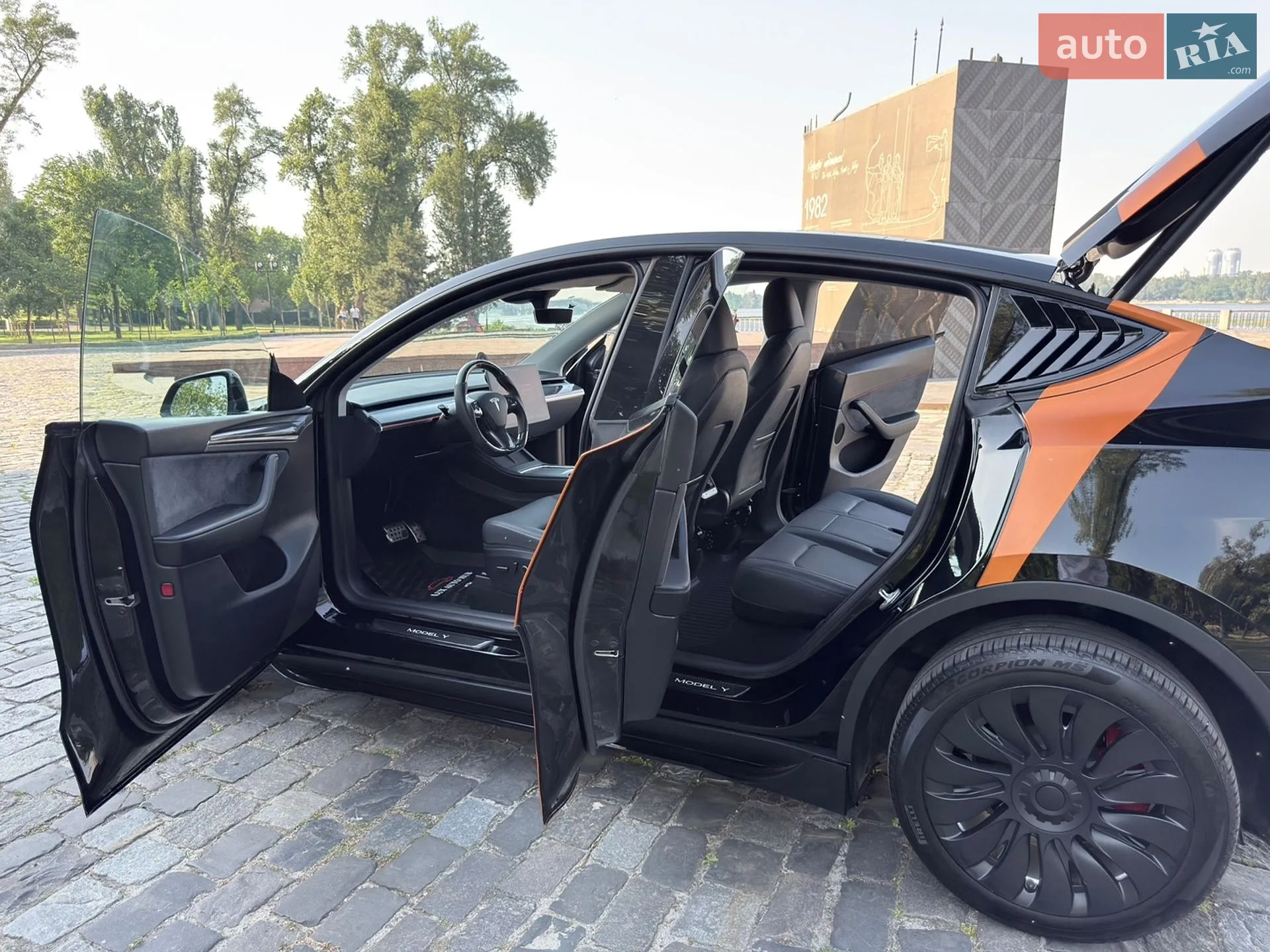 2024 Tesla Model Y - мініатюра 44