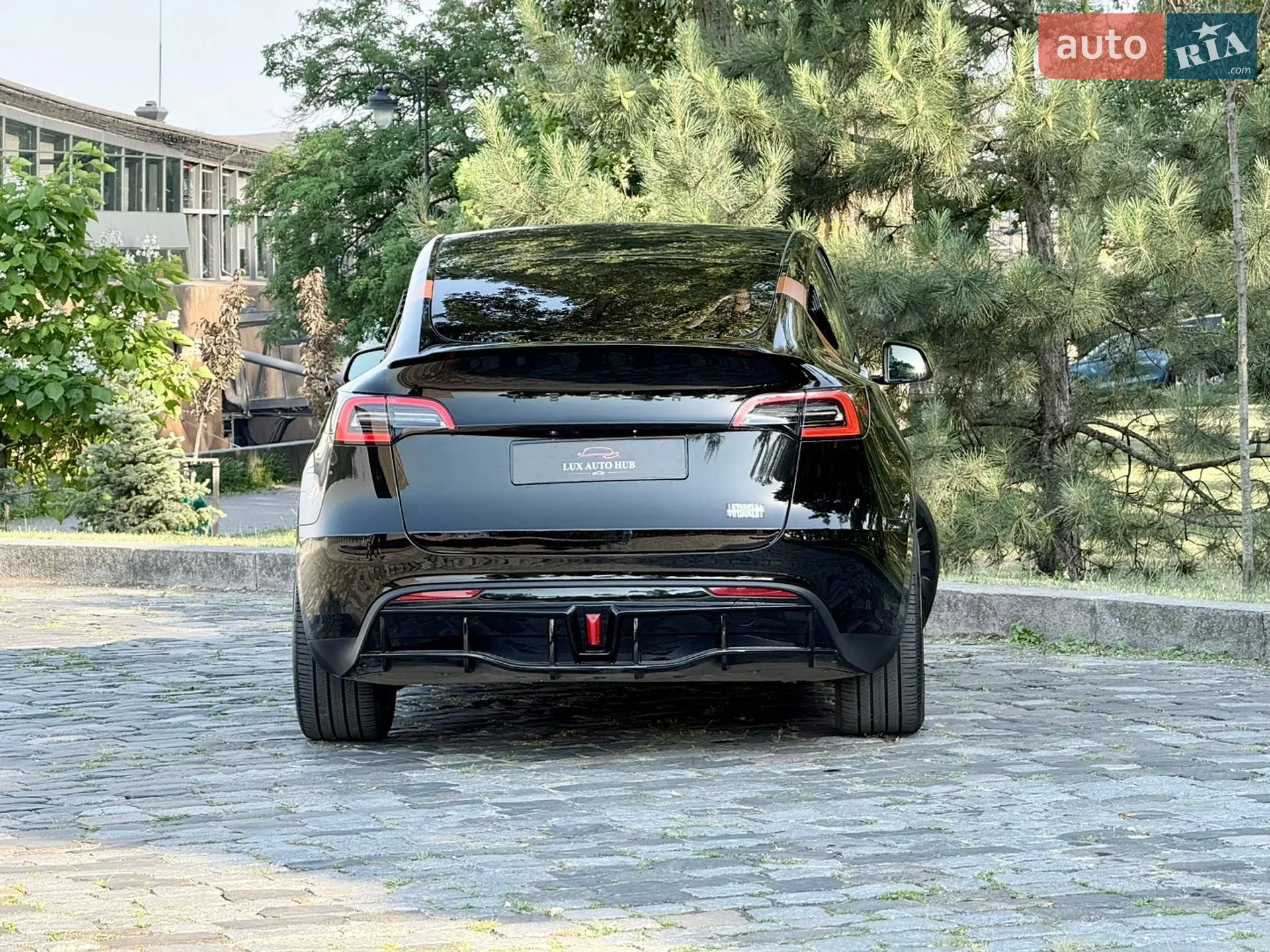 2024 Tesla Model Y - мініатюра 136
