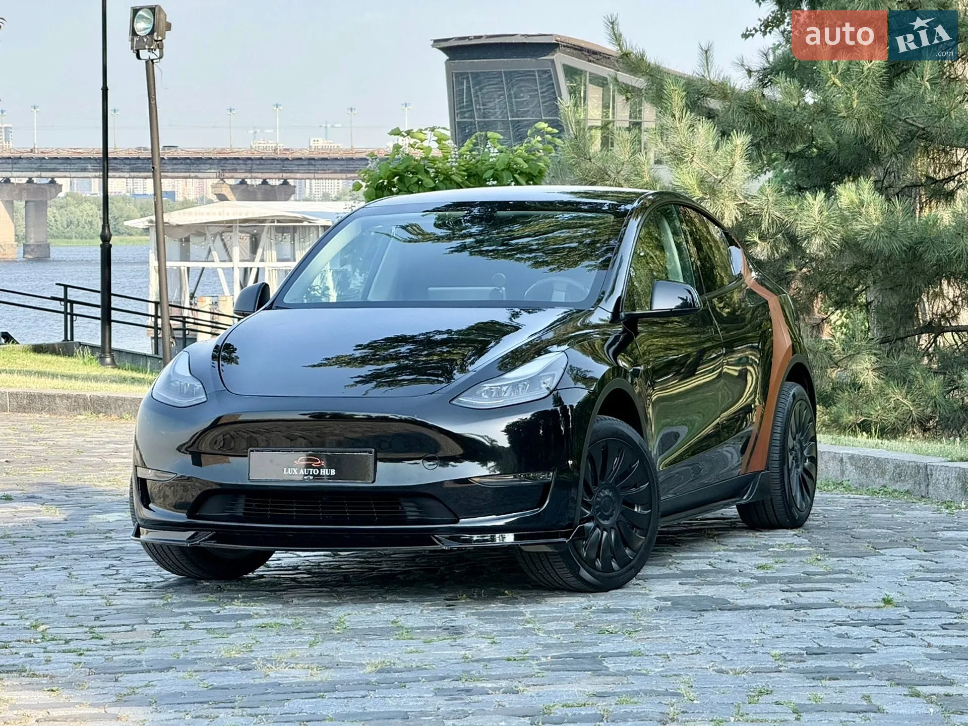2024 Tesla Model Y - мініатюра 174