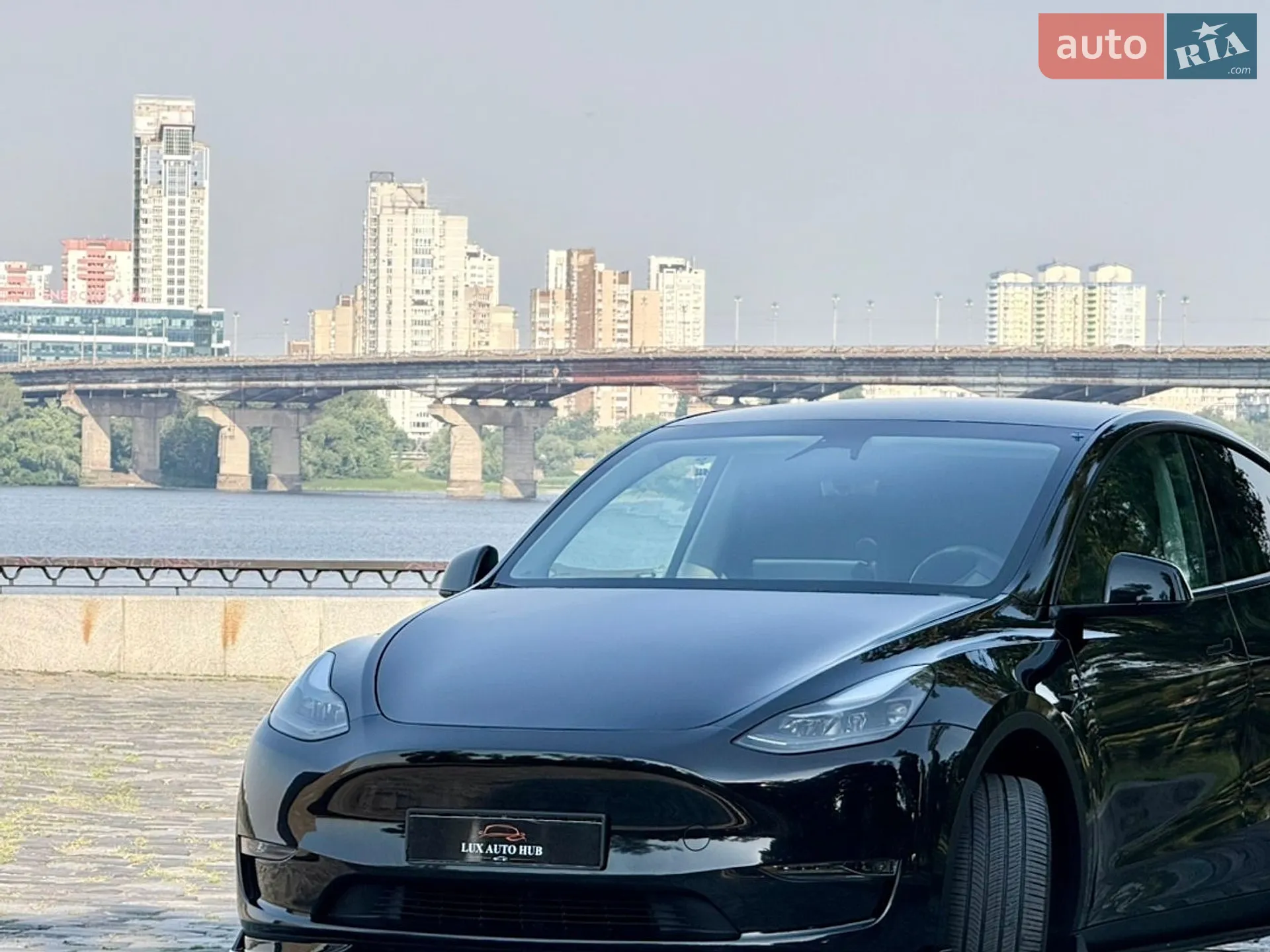 2024 Tesla Model Y - мініатюра 189