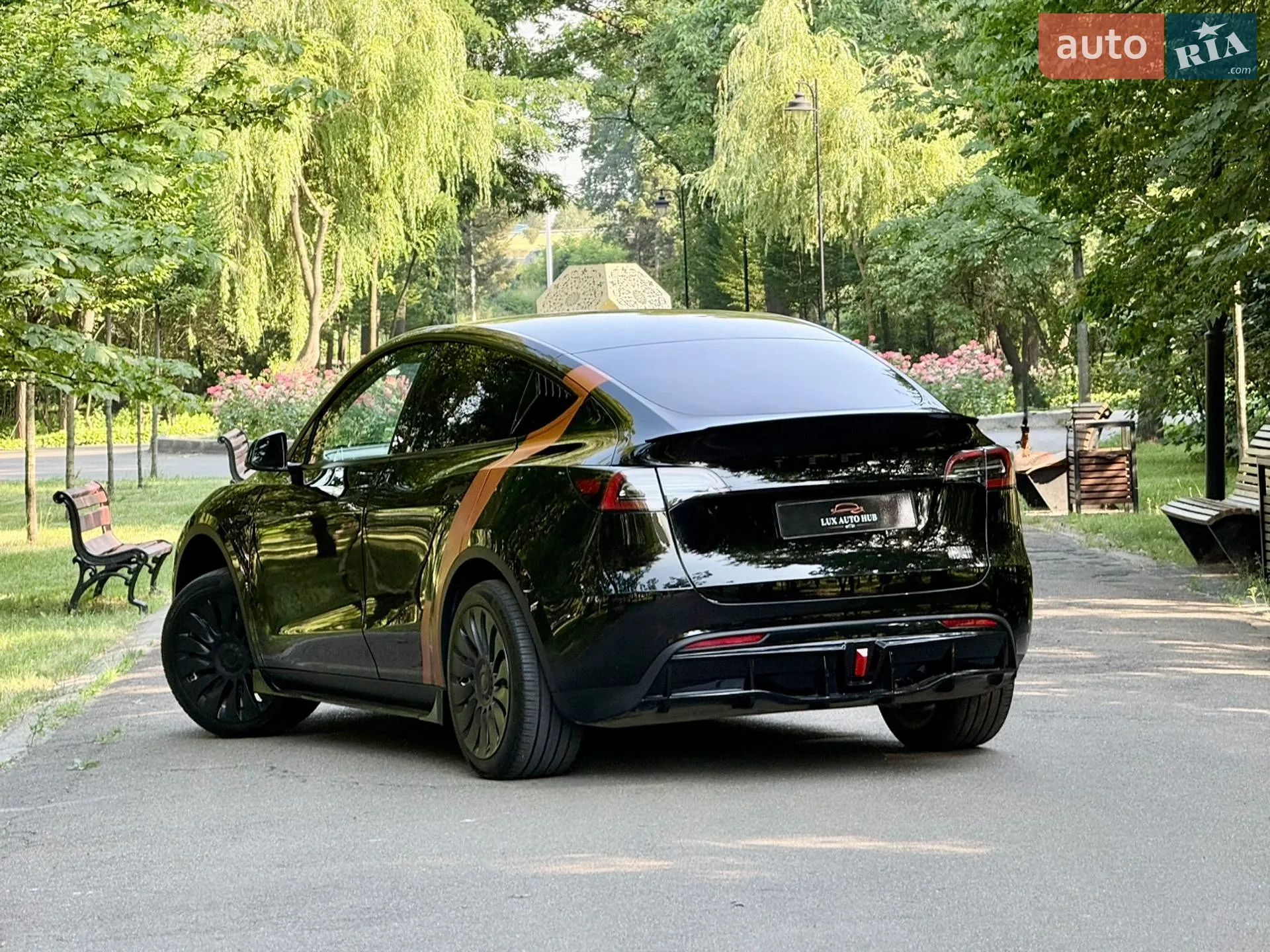 2024 Tesla Model Y - мініатюра 200