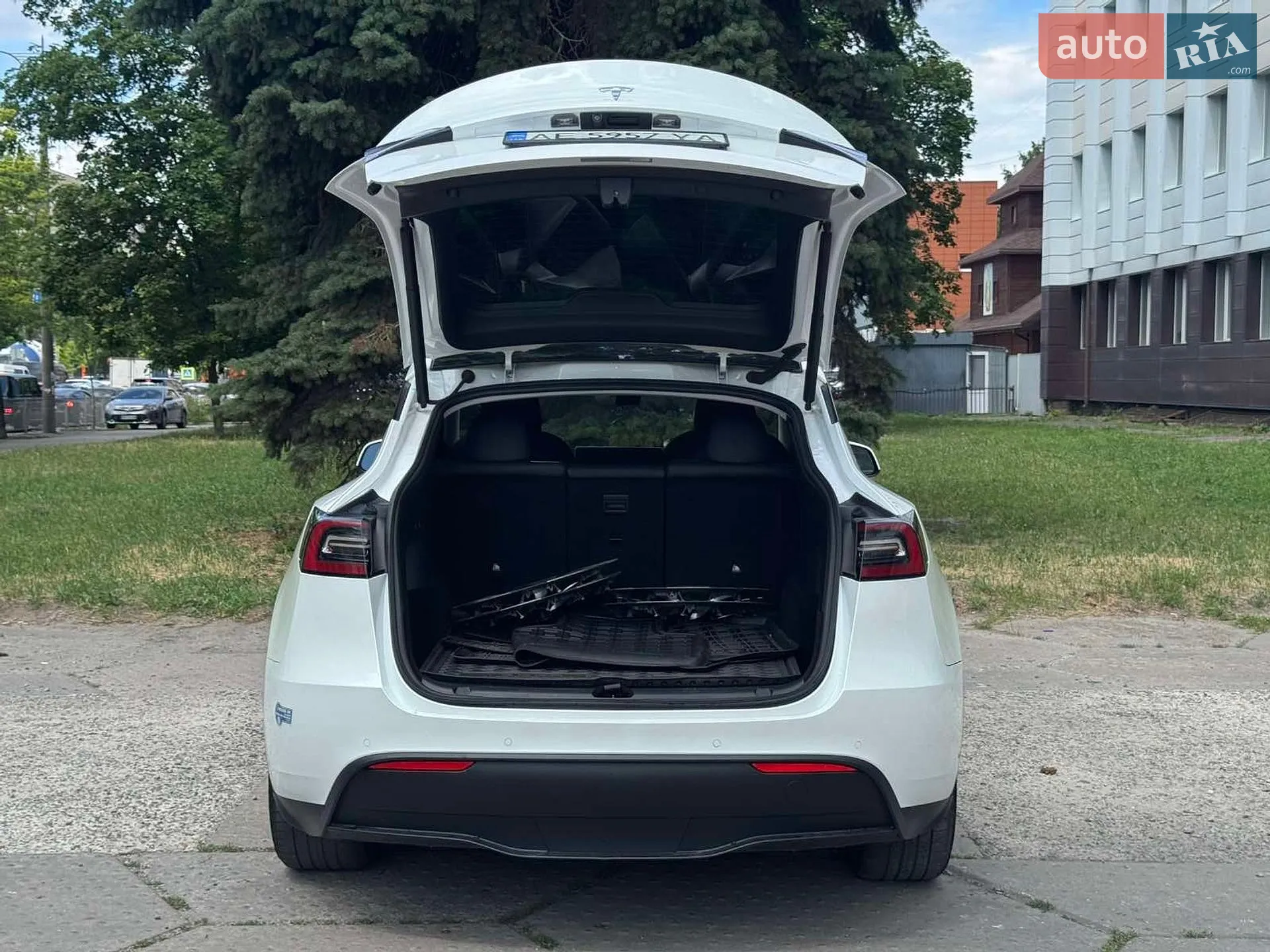 2021 Tesla Model Y - мініатюра 20